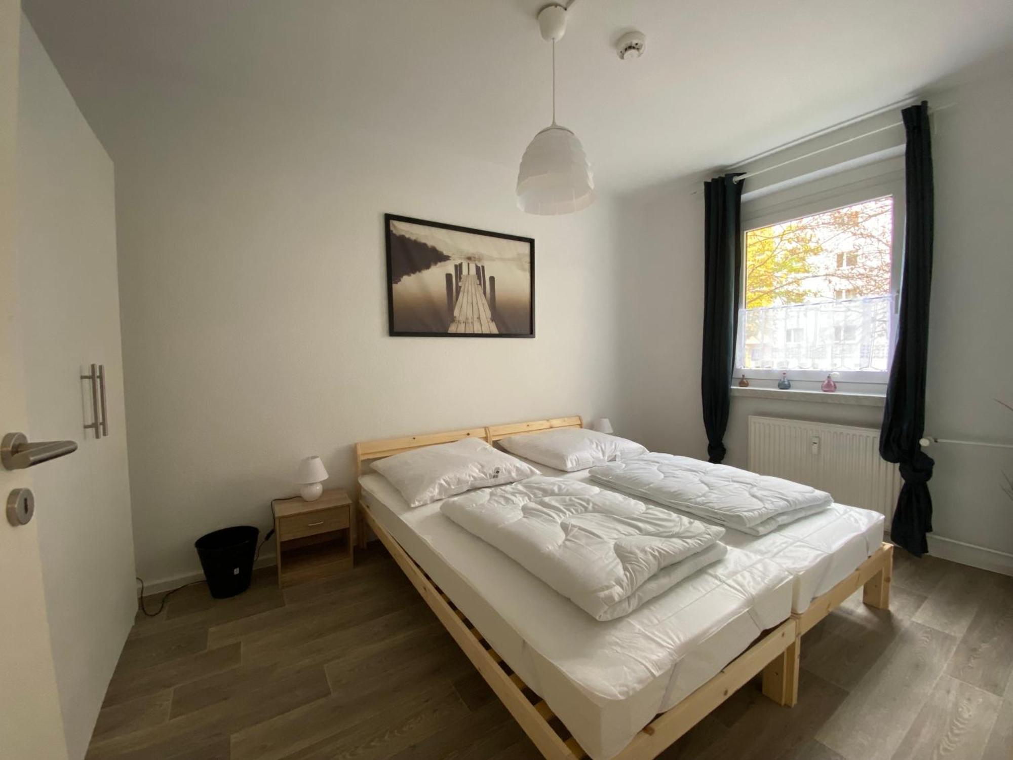 Elboase Mit Zwei Schlafzimmern Magdeburg Exterior foto
